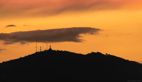 Contraluz de atardecer en Apan, Hgo.